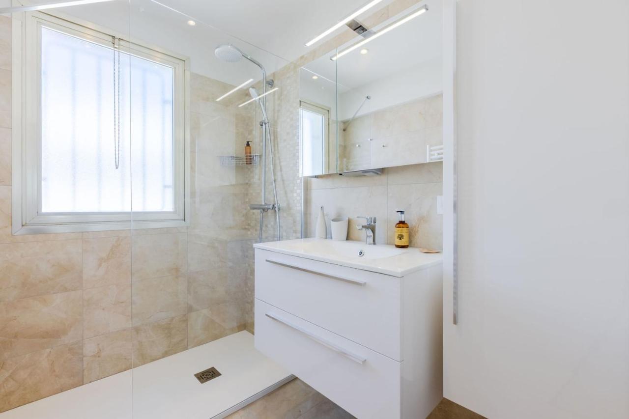 Apartment Stylish 1-bedroom Close To Beaches *